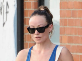 Olivia Wilde Works Out Sports Bra, Leggings & Adidas Sneakers – Footwear News