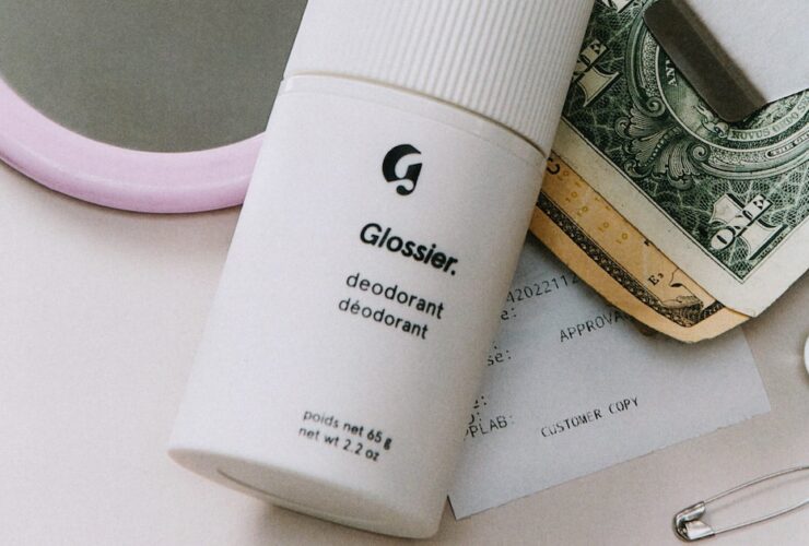 I Put Glossier’s New Deodorant Through 2 Weeks of Workouts