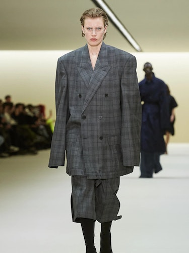 a look from balenciaga fall 2023 runway