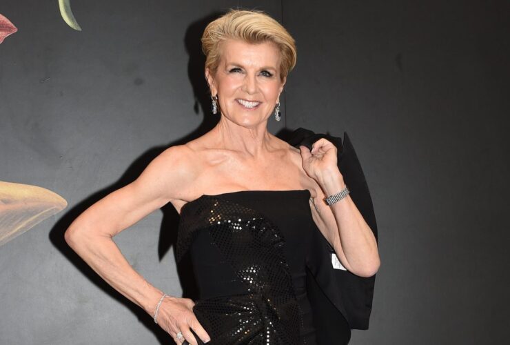 Former foreign minister Julie Bishop stuns in elegant photoshoot posing without pants