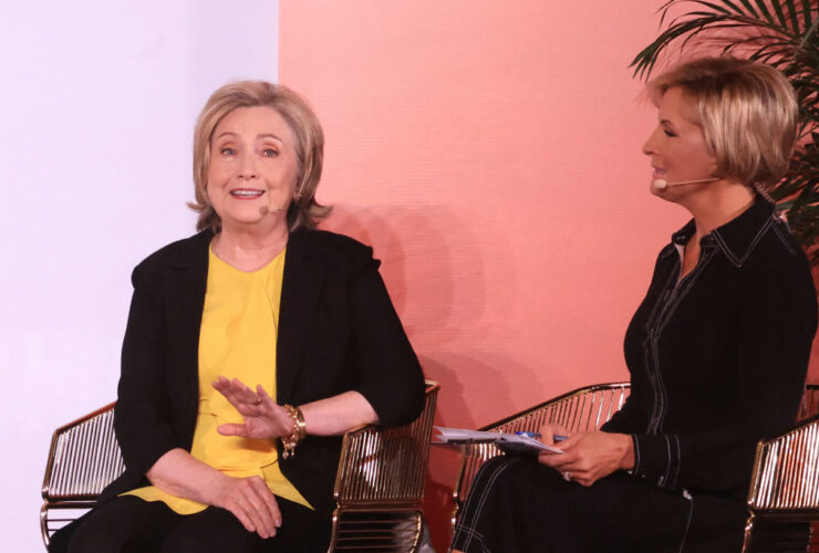 Hillary Clinton Embraces Power Dressing for Forbes’ 30/50 Summit – WWD