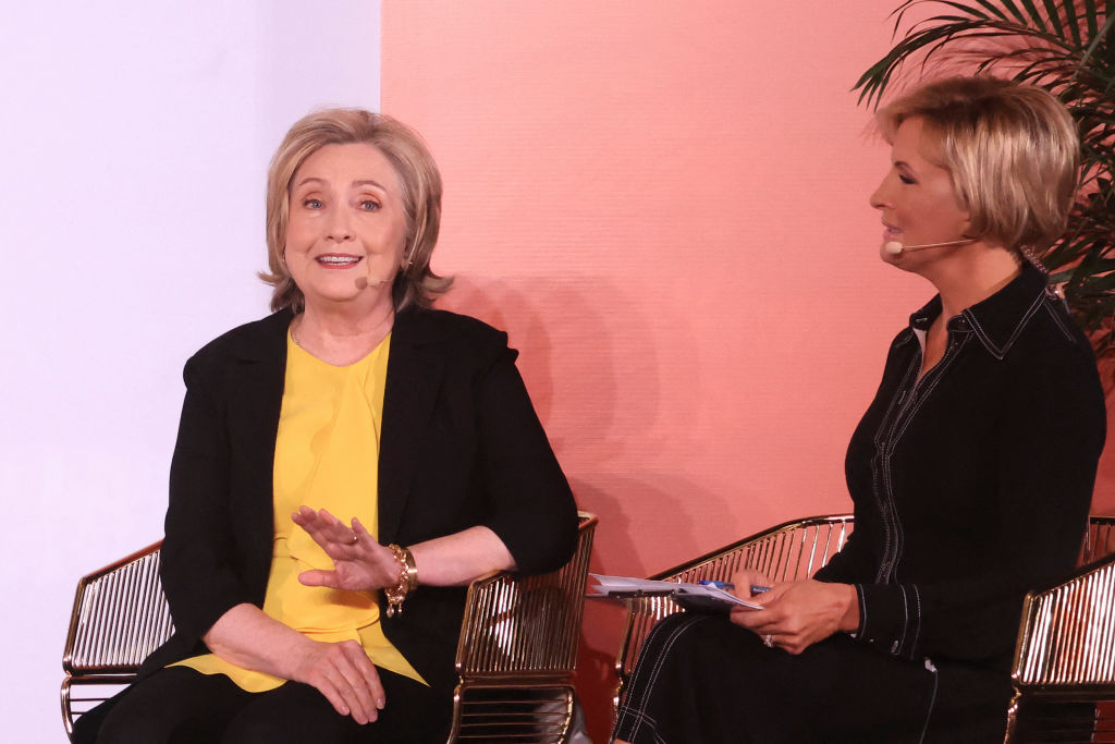 Hillary Clinton Embraces Power Dressing for Forbes’ 30/50 Summit – WWD