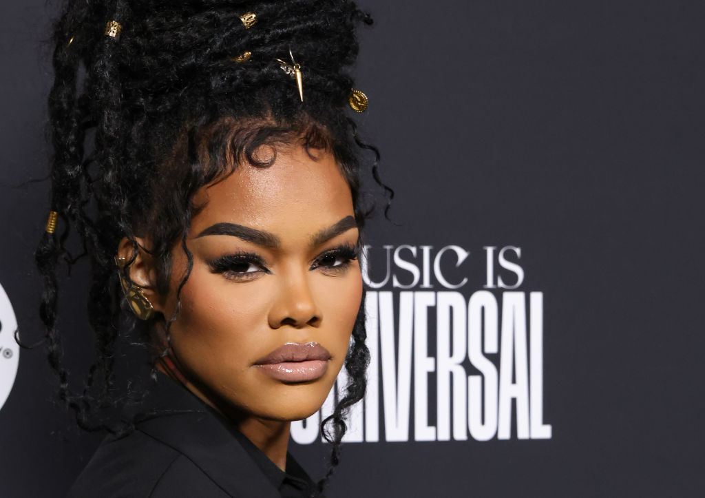 Teyana Taylor Brings Punk Style in Vivienne Westwood to ‘Jimmy Kimmel’ – WWD