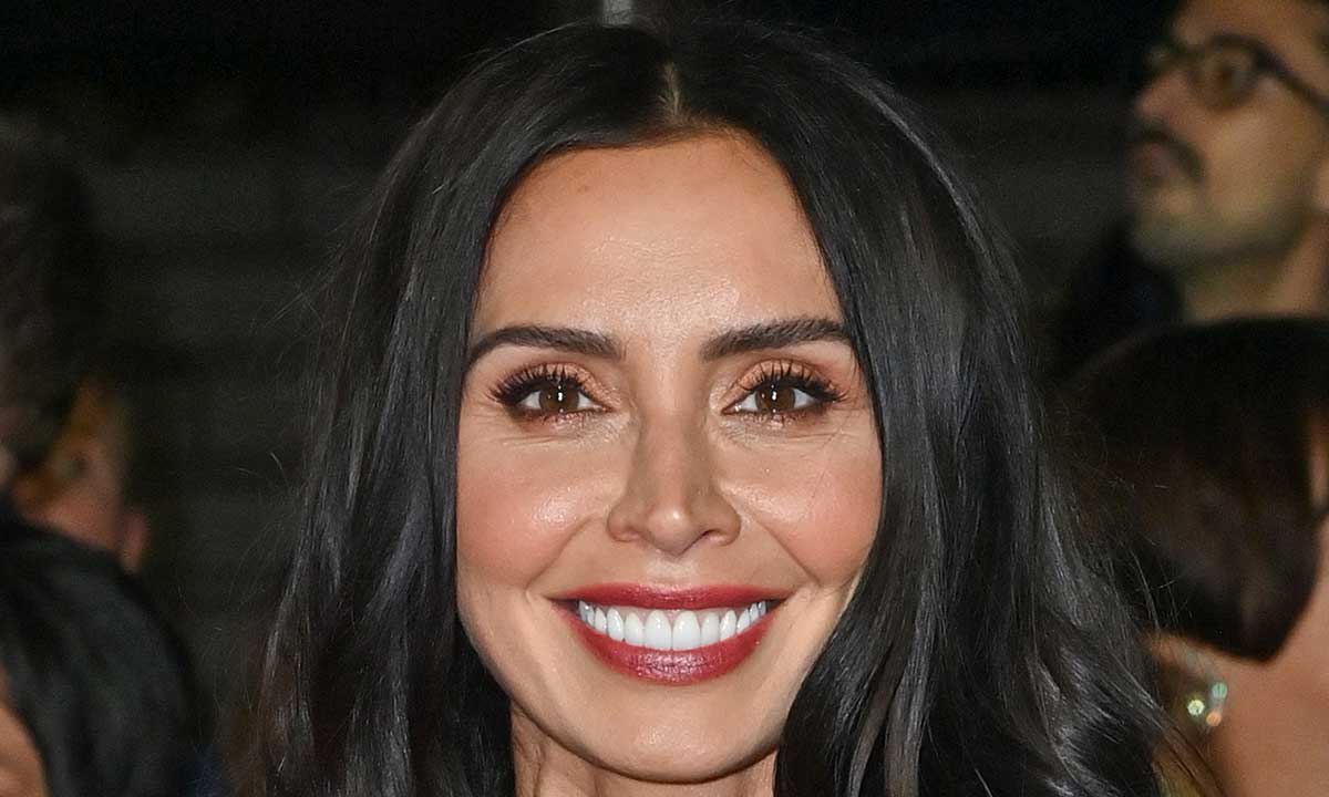 Loose Women’s Christine Lampard causes a stir in zany figure-skimming dress