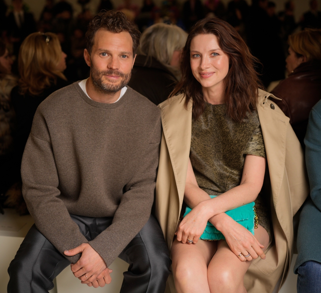 Front Row Celebrities at Paris Fashion Week at Loewe, Chloé & More – WWD