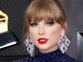 Taylor Swift Steps Out in Style in NYC Following Break Up With Joe Alwyn