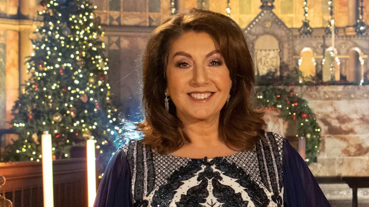 Loose Women’s Jane McDonald is bewitching in show-stopping new outfit