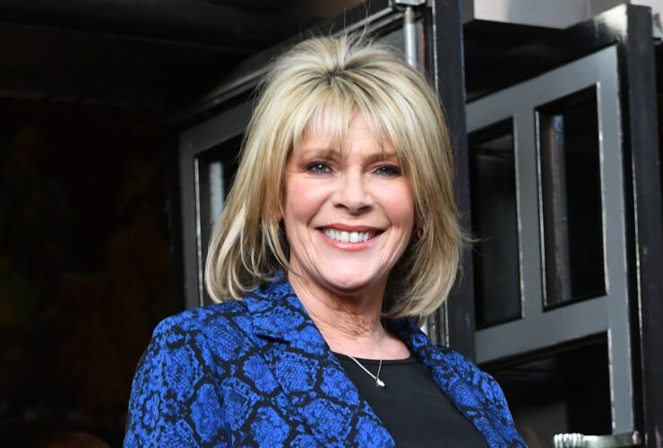 Loose Women’s Ruth Langsford is a total vixen in daring leather jacket