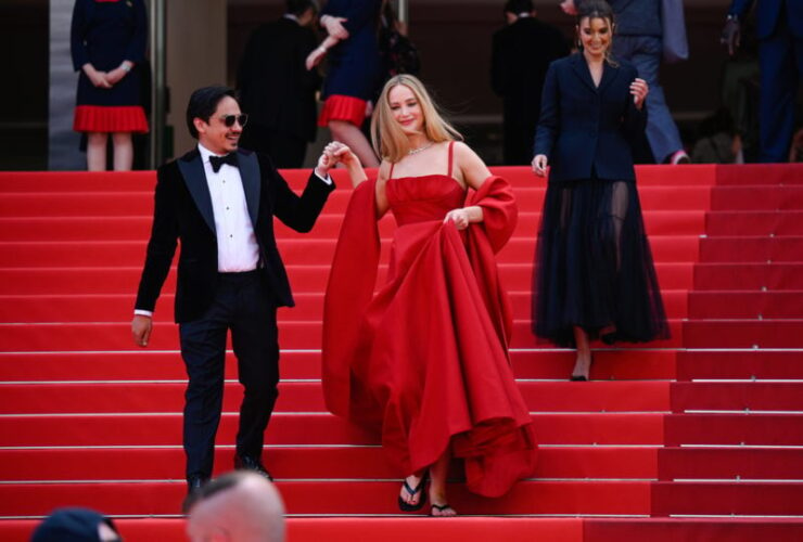 Jennifer Lawrence Cannes: Why She Wore Flip-Flops On the Red Carpet