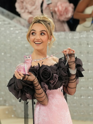 NEW YORK, NEW YORK - MAY 01: Chloe Fineman attends The 2023 Met Gala Celebrating "Karl Lagerfeld: A ...