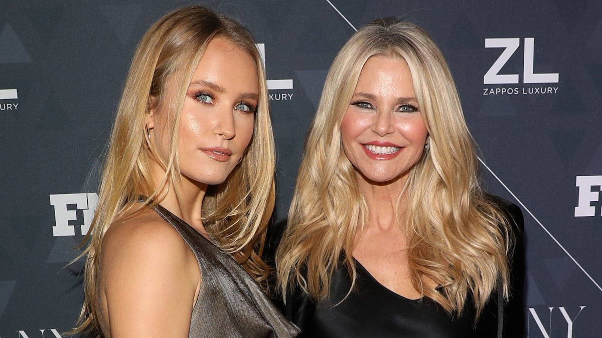 Christie Brinkley’s daughter Sailor stuns in skintight dress after embracing changing body