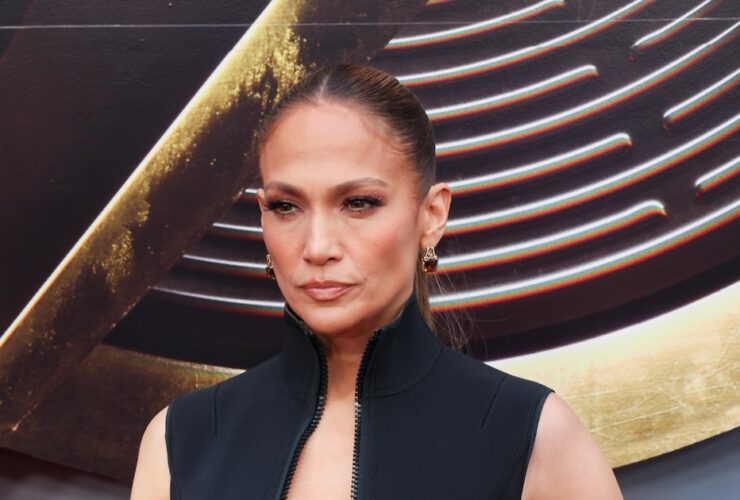 Jennifer Lopez’s Color-Blocked Dress Is Part Scuba Suit