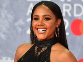 Alex Scott looks phenomenal in scorching bikini-clad photos