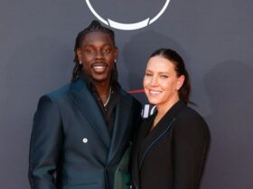 Jrue and Lauren Holiday Suit Up in Loafers and Heels for ESPYs 2023 – Footwear News