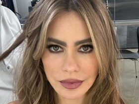 Sofia Vergara’s ‘sexy’ new Walmart line looks ‘high-end’ but the wrong accessories could make it ‘matronly,’ expert says