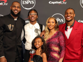 Savannah James Shines in Cutout Illusion Dress & Sandals at ESPYs 2023 – Footwear News