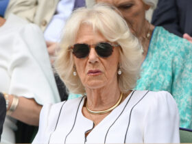 Queen Camilla Goes White at Wimbledon 2023 in Tunic Dress & Pumps – Footwear News