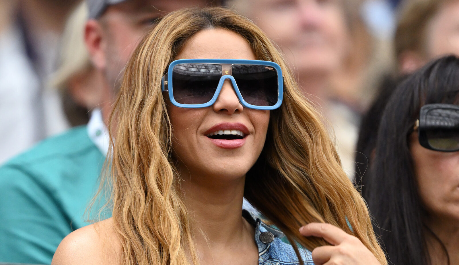 Shakira Pops in Denim-Print Shirt & Bralette at Wimbledon 2023 – Footwear News