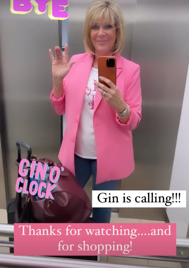 Ruth Langsford pink blazer