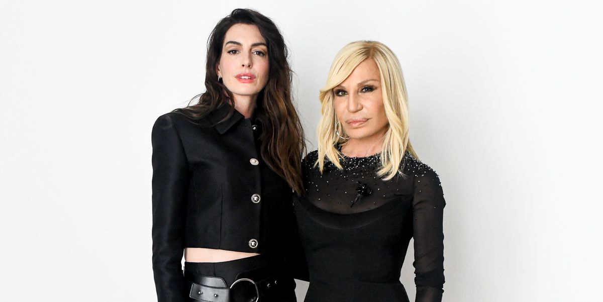 Anne Hathaway Teamed Up With Donatella Versace for Inaugural Icons Dinner