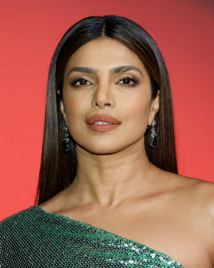 Close up Priyanka Chopra