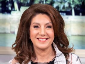 Loose Women’s Jane McDonald is the epitome of glamour in her most show-stopping look to date