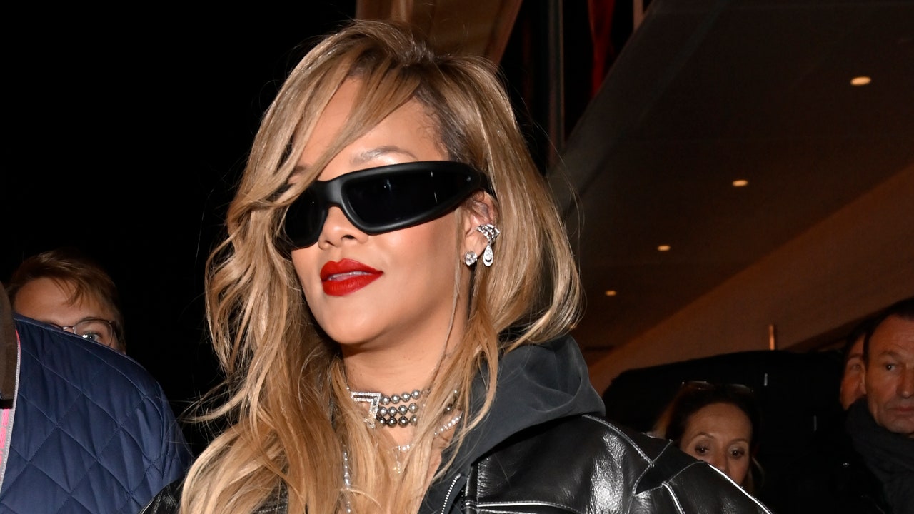 Rihanna’s Take on the Ballet-Flats Trend Is Very Punk Rock