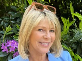 Ruth Langsford looks youthful in skintight skinny jeans and boots