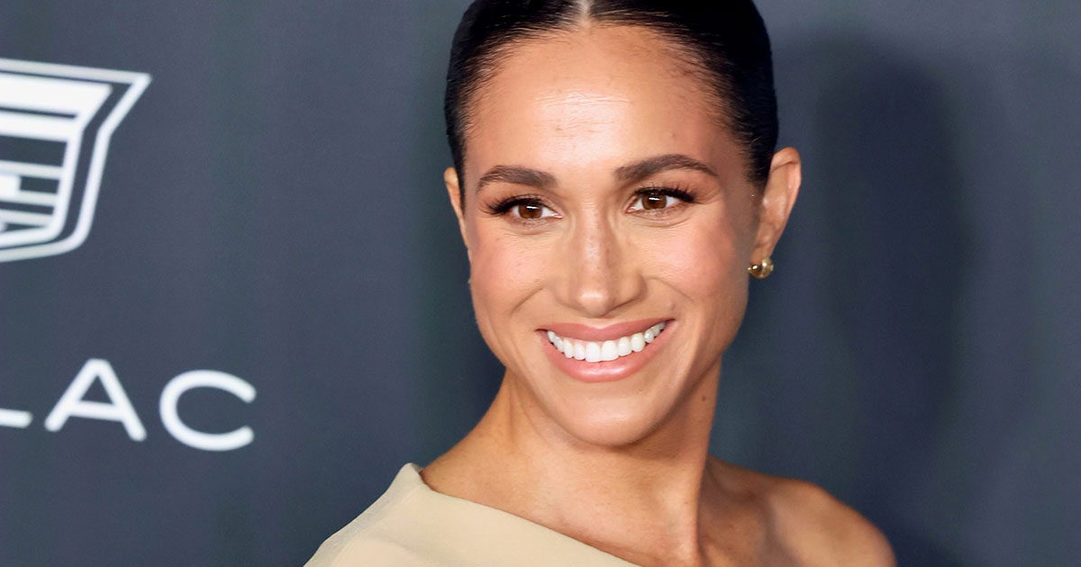 Meghan Markle Wore a Beige Proenza Schouler Gown to the Red Carpet