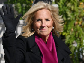 Jill Biden Sharpens Up for Winter With a Cozy Spin On Suede Boots – Footwear News