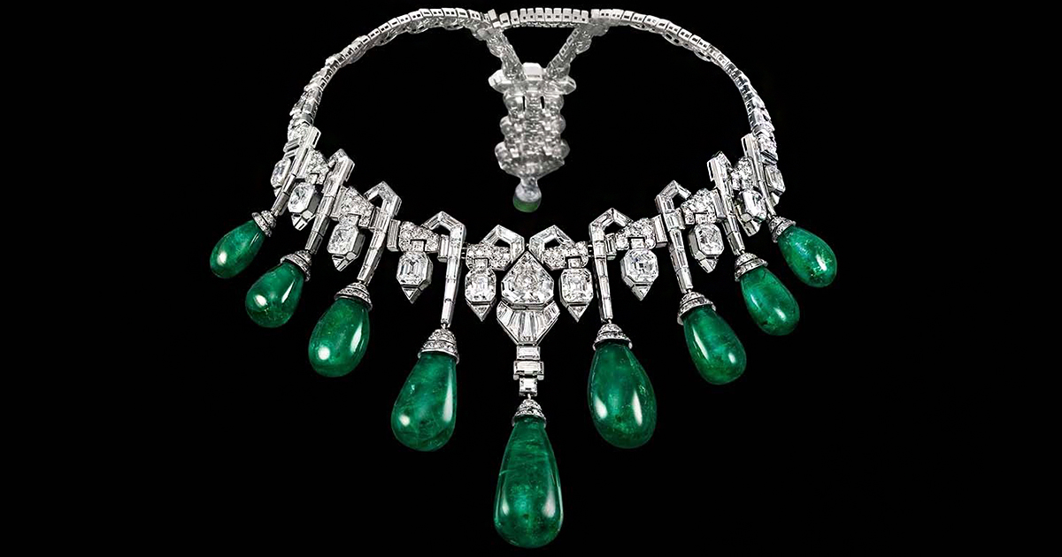 Van Cleef & Arpels Celebrates Dubai’s New School of Jewelry Arts With a Stunning Emerald Exhibit