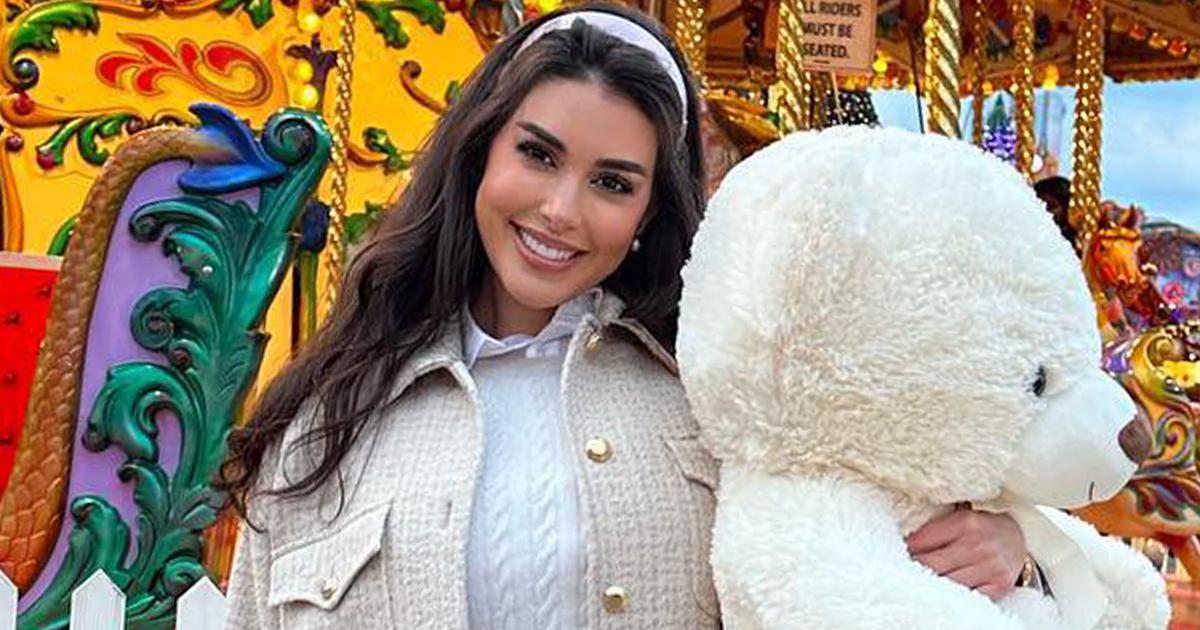 Yasmine Sabri Reveals 3 Cozy Winter Outfits During her London Vacation