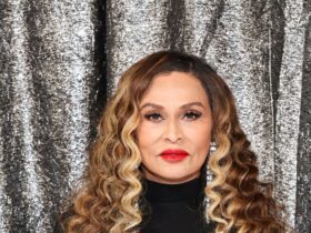 Tina Knowles Defends Beyoncé From Skin-Bleaching Accusations