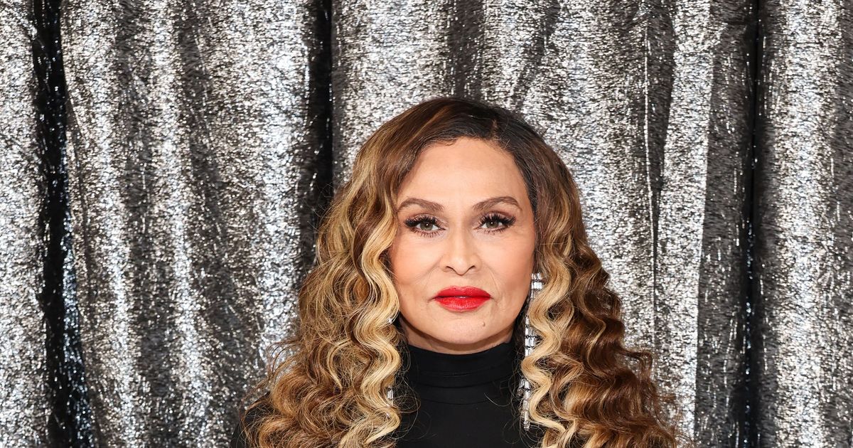 Tina Knowles Defends Beyoncé From Skin-Bleaching Accusations