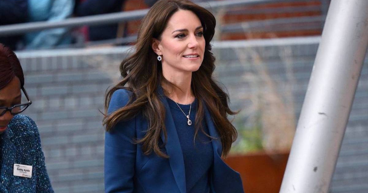 Kate Middleton Aces Monochrome Dressing With Her Sapphire Blue Pantsuit