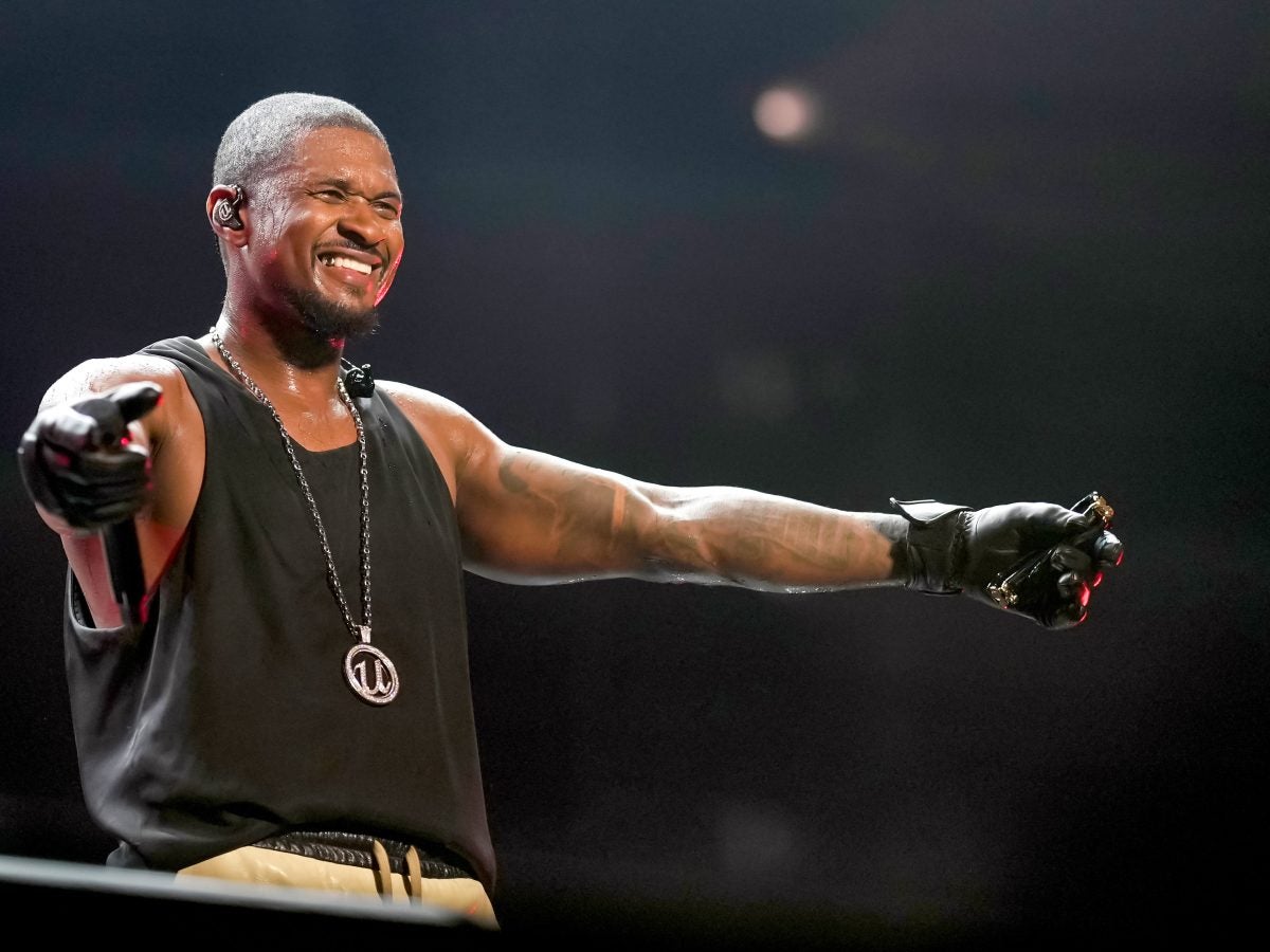 WATCH: ‘Usher: Rendezvous In Paris’ Concert Film Trailer – Essence