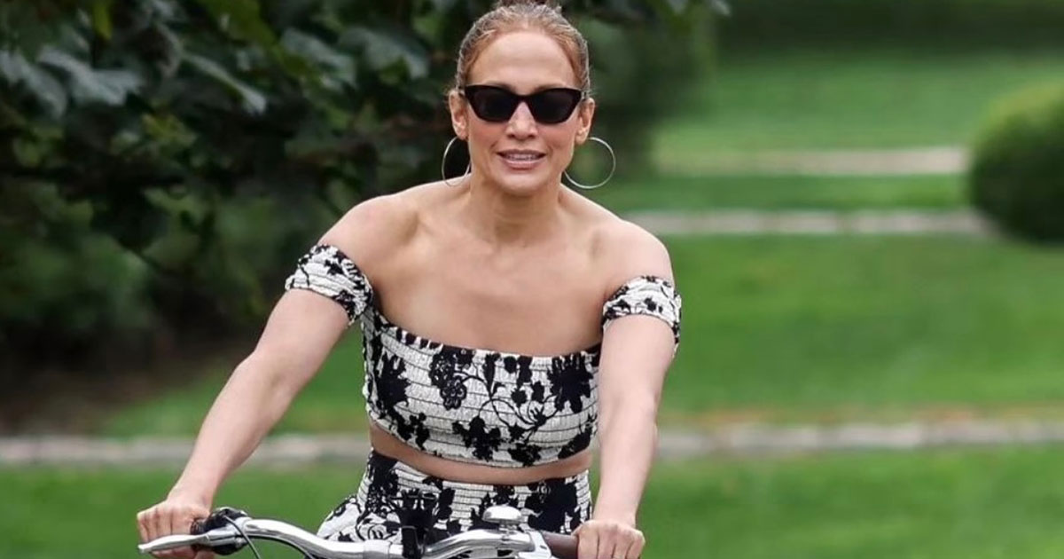 Jennifer Lopez Nailed Summer Style with Her Bike-Riding Outfits