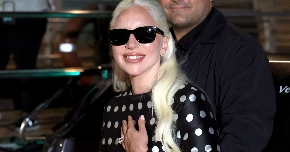 Lady Gaga’s Engagement Ring Seen for the First Time